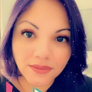 Meet your Posher, Noelia